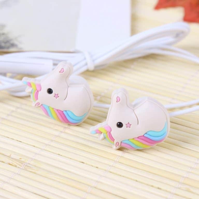 Screenshot of unicorn-shaped earphones as an example of cute products for dropshipping