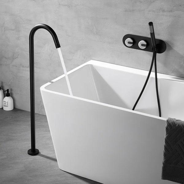photo bathtub